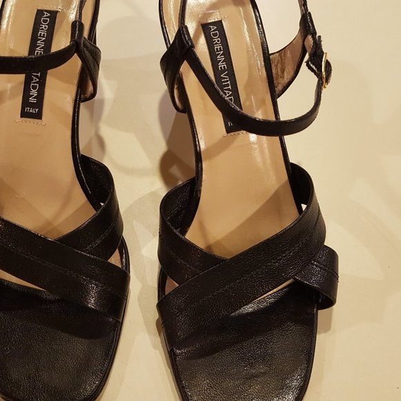 Women's open toe, back strap shoes - Picture 2 of 5